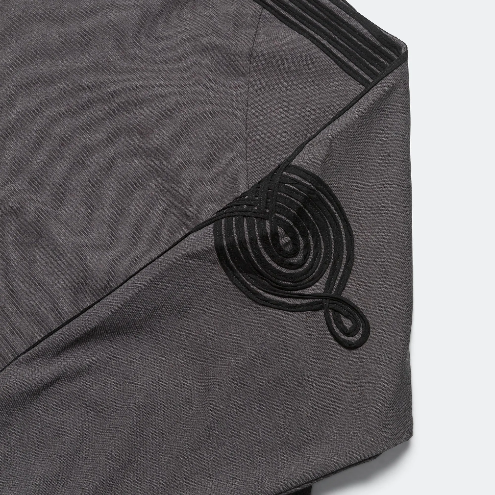 Applique Oversized Crew Neck - Washed Black Soft Roots Jersey