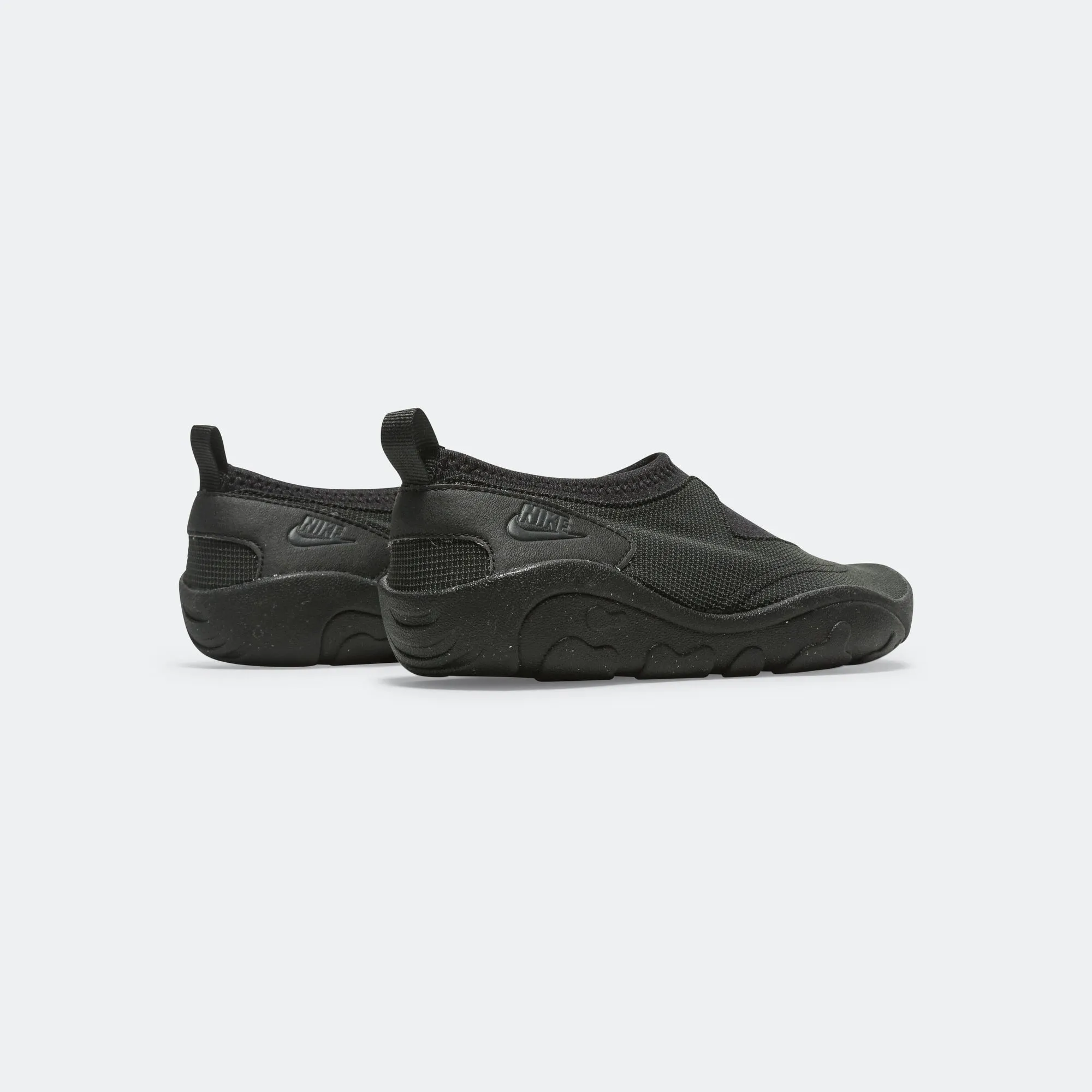 Aqua Turf - Black/Off Noir