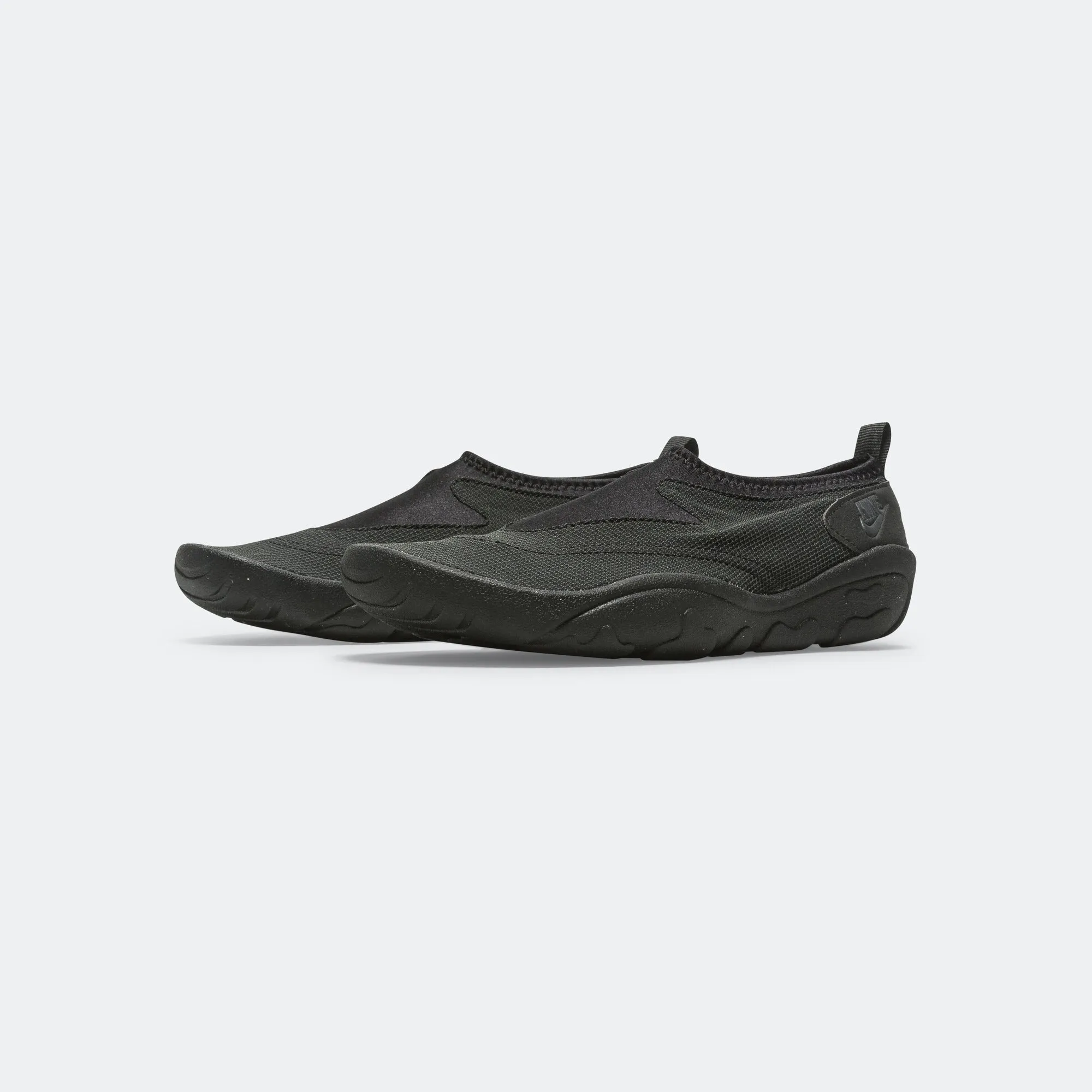 Aqua Turf - Black/Off Noir