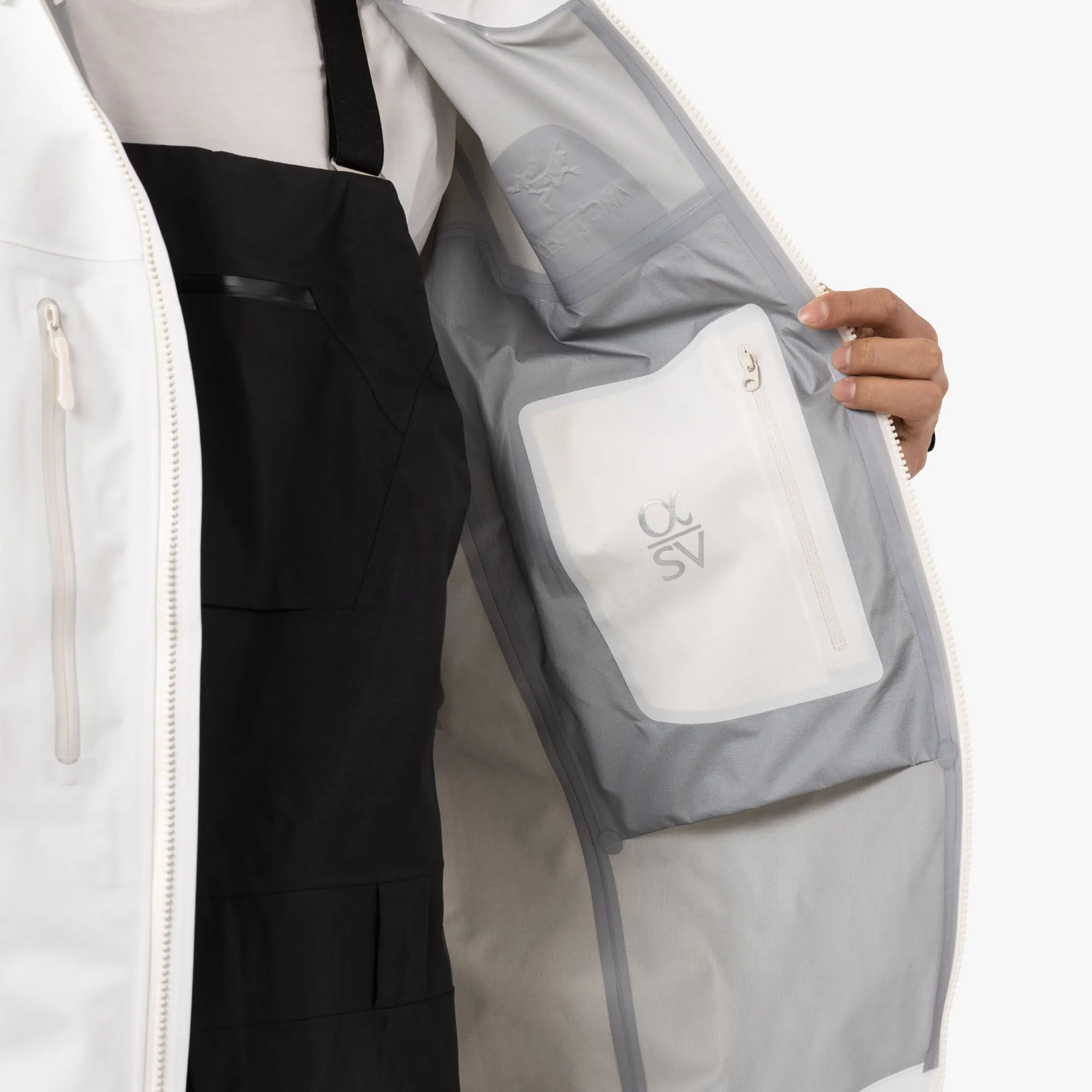 Arc'teryx Alpha SV Jacket / Whiteout