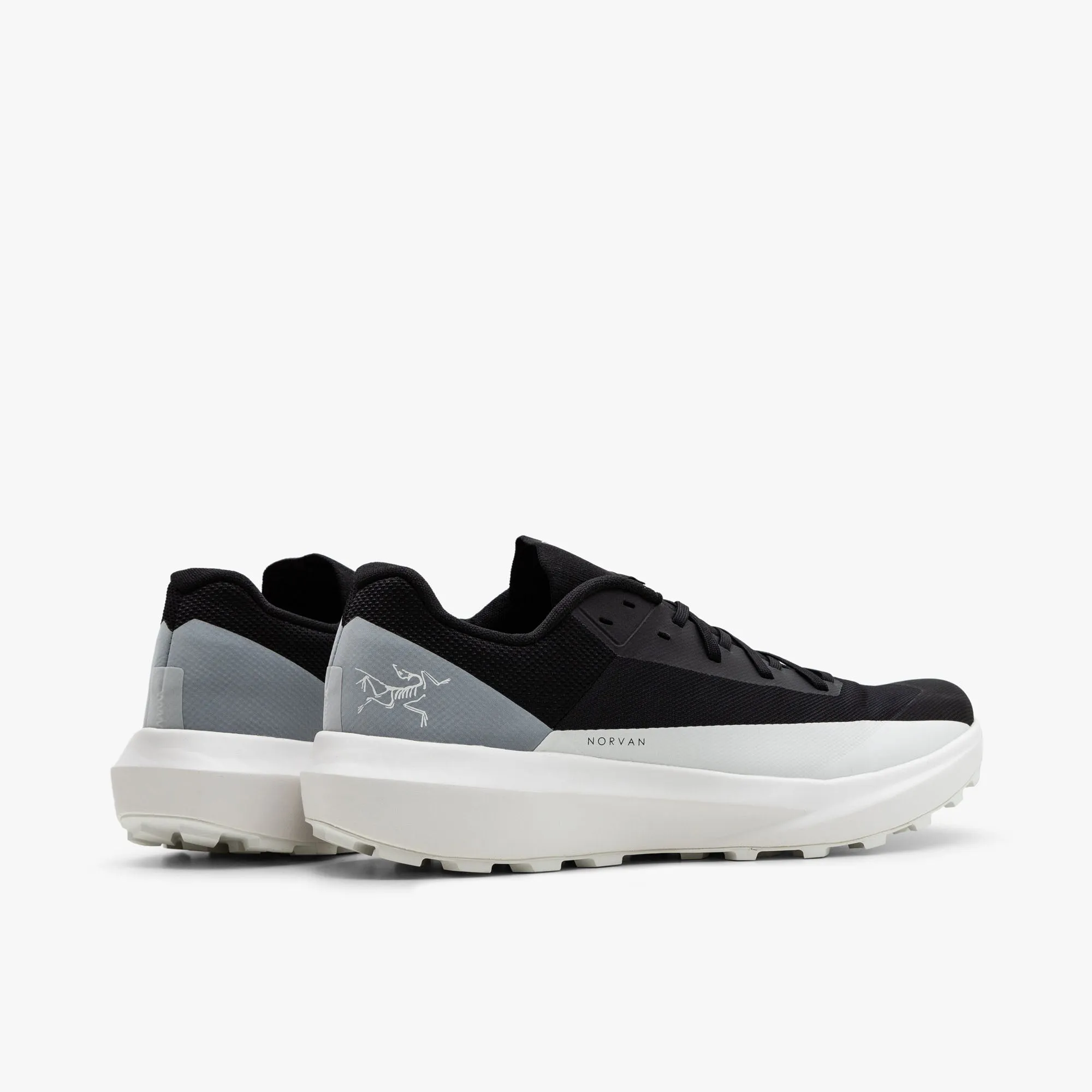 Arc'teryx Norvan LD 4 Black / Arctic Silk