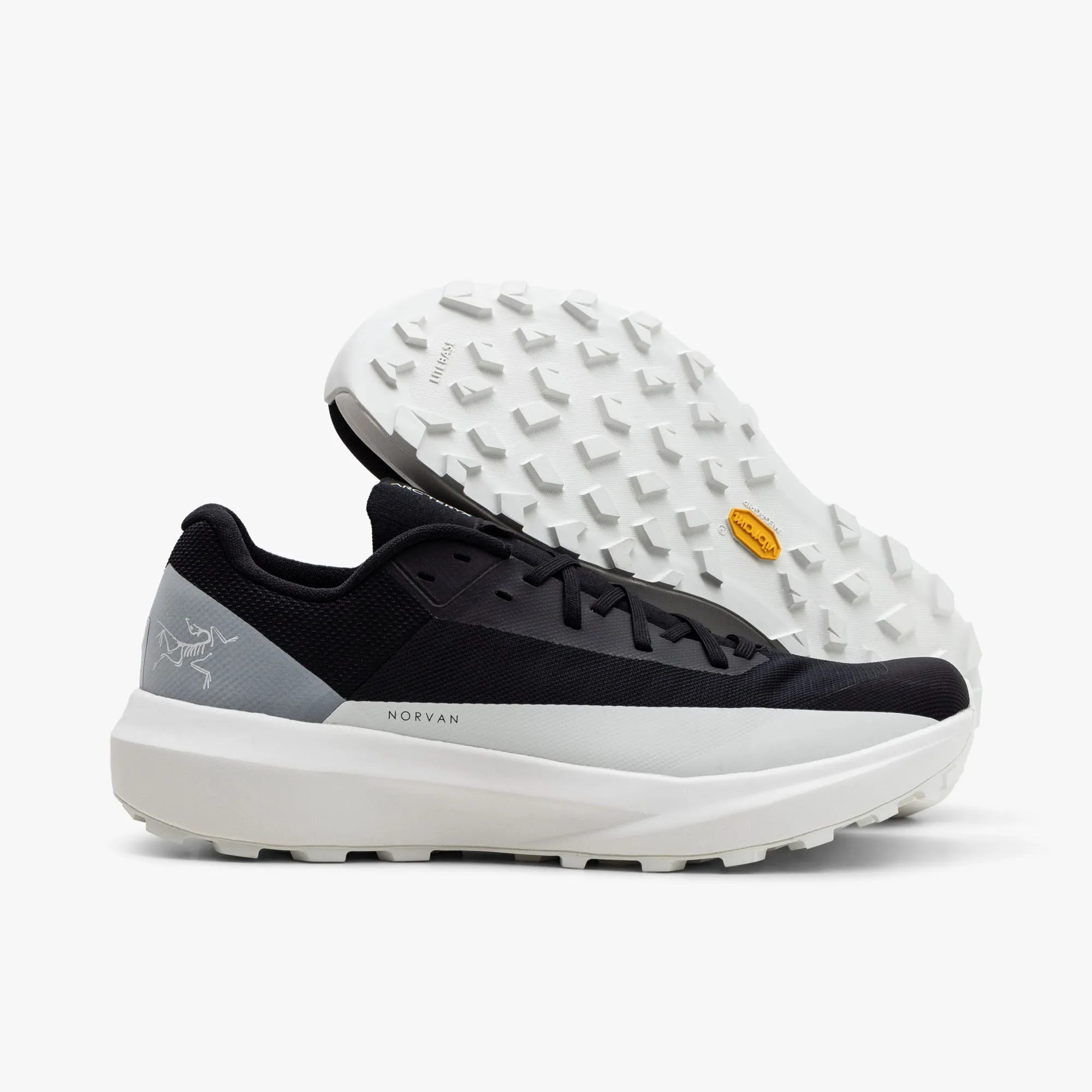 Arc'teryx Norvan LD 4 Black / Arctic Silk