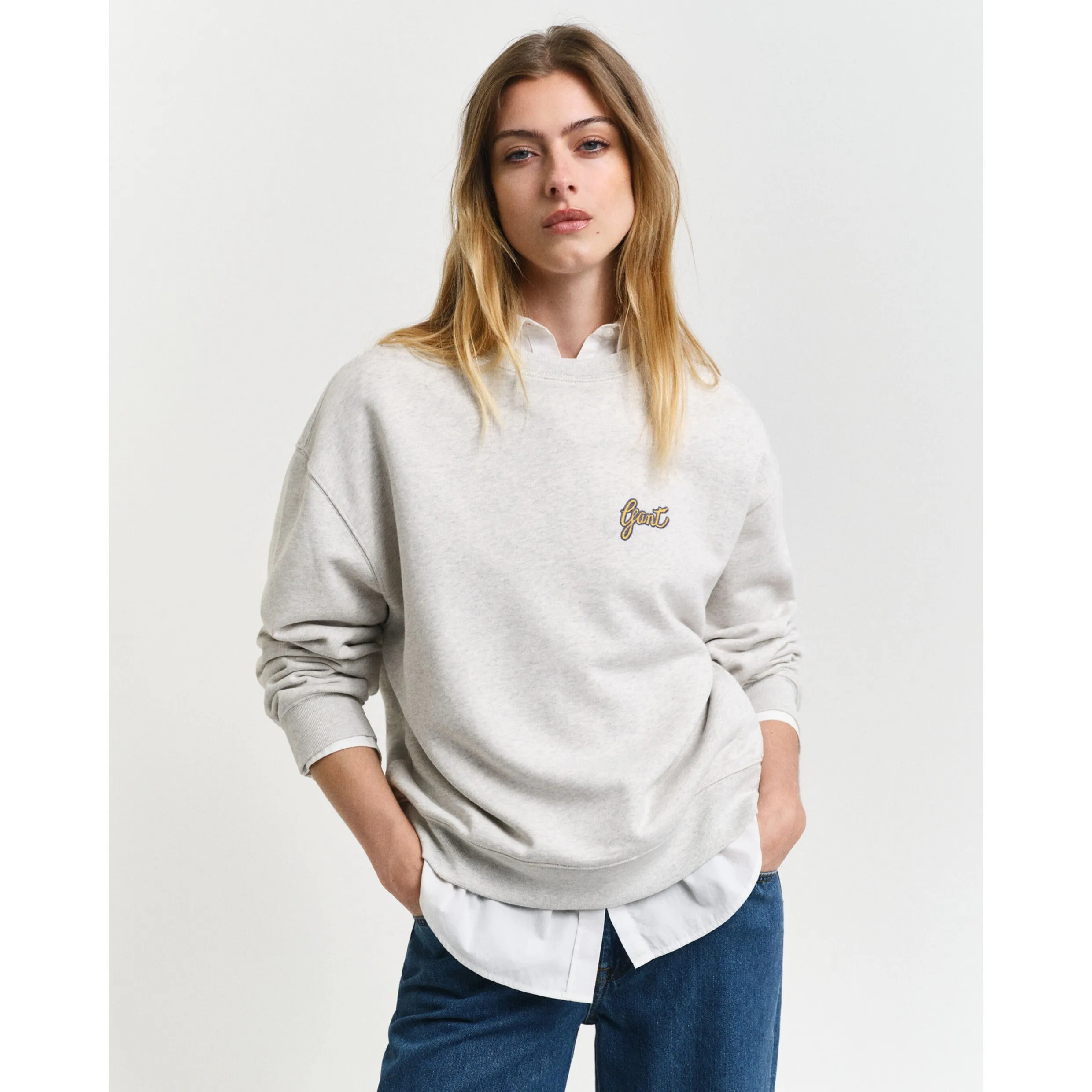 GANT Script Graphic Crew Neck Sweatshirt Grey Melange 4201239