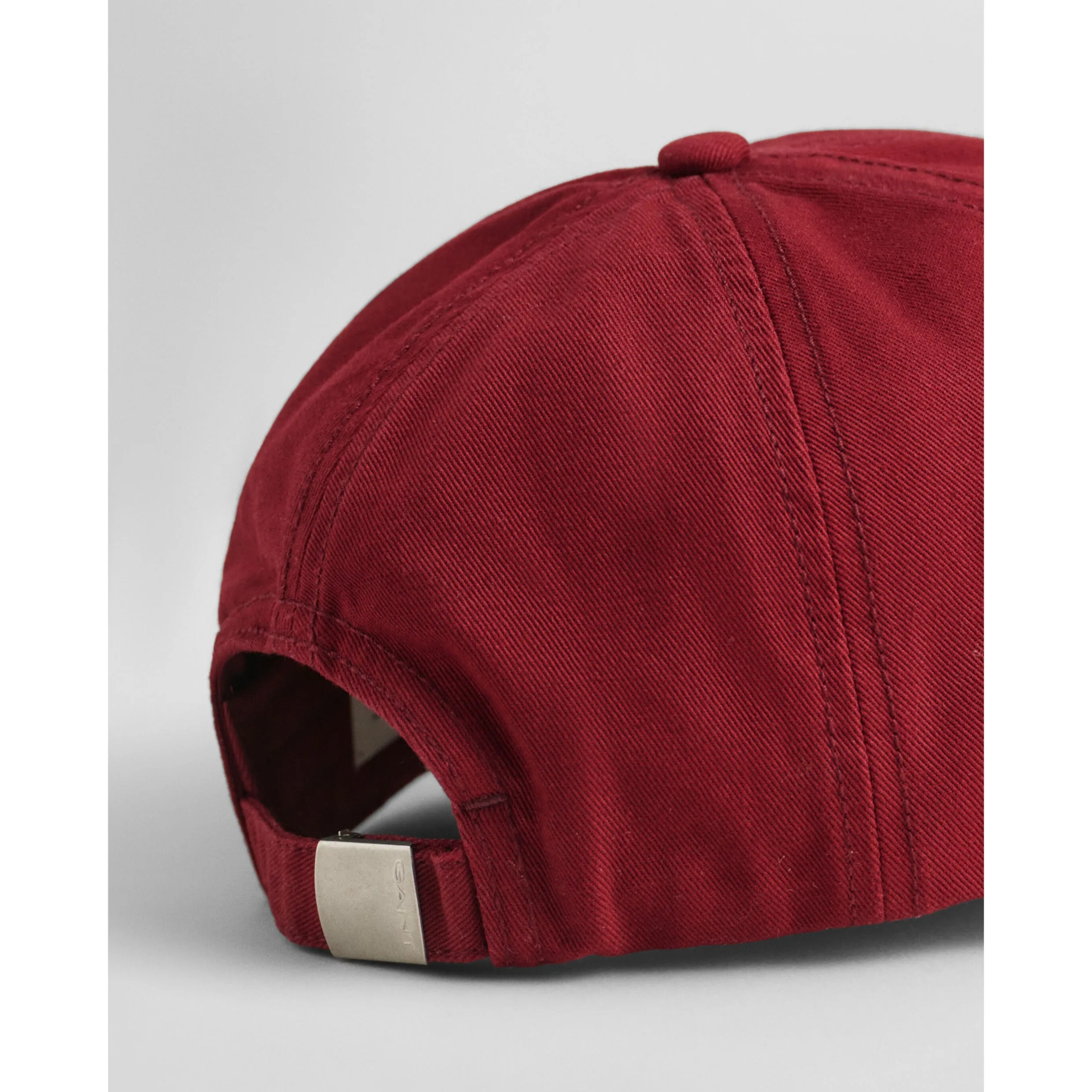 GANT Script Washed Cotton Cap In Plumped Red 4900094