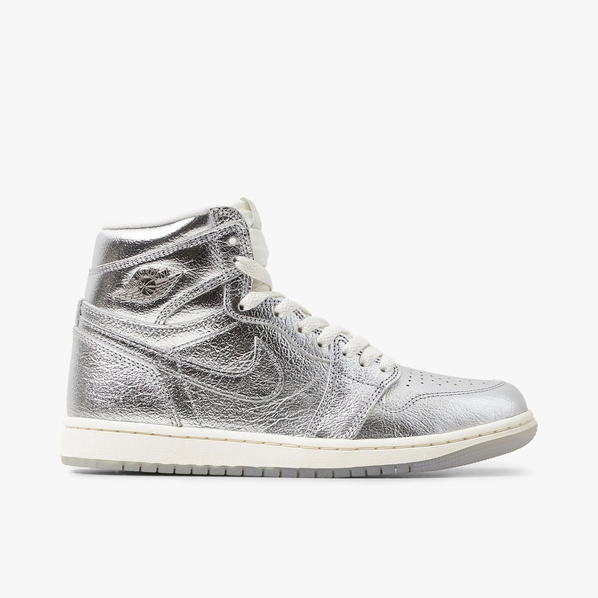 Jordan Women's 1 Retro High OG Metallic Silver / Photon Dust - Sail