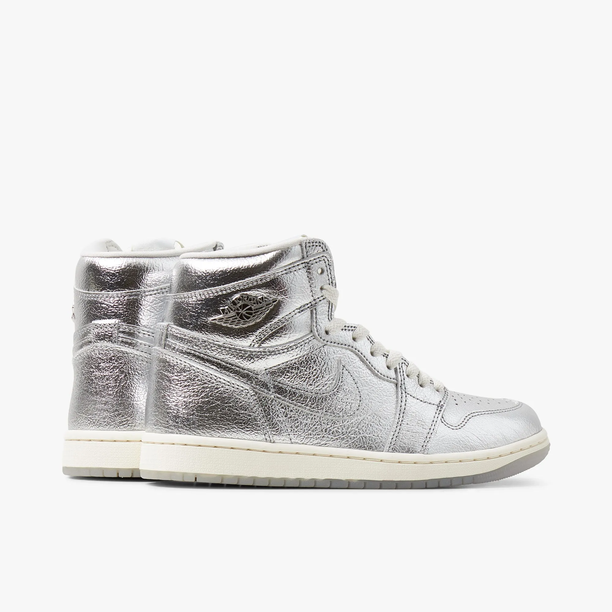 Jordan Women's 1 Retro High OG Metallic Silver / Photon Dust - Sail