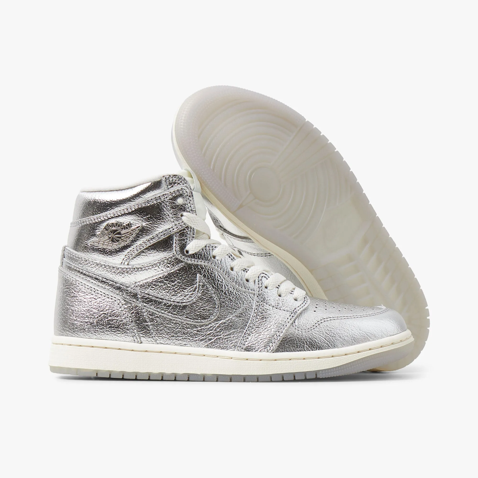 Jordan Women's 1 Retro High OG Metallic Silver / Photon Dust - Sail