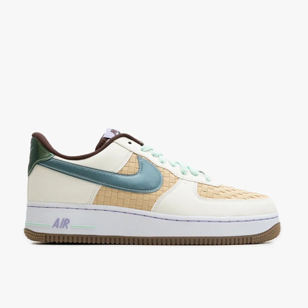 Nike Air Force 1 Retro QS Summit White / Glacier Blue