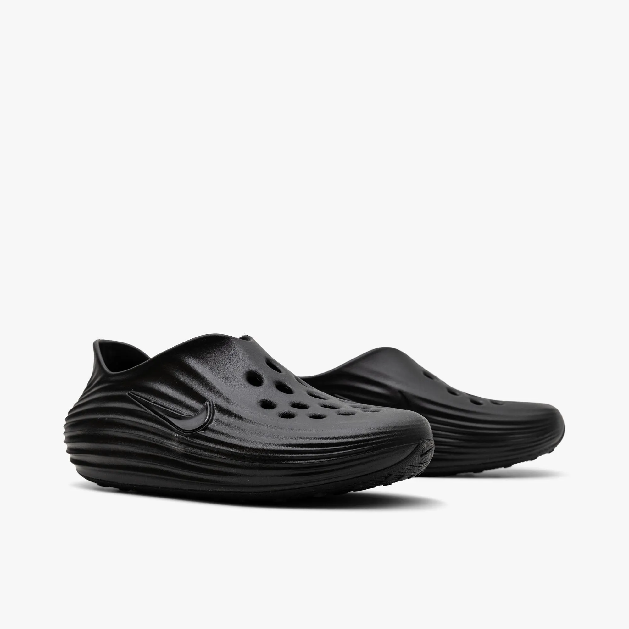 Nike ReactX Rejuven8 Black / Black