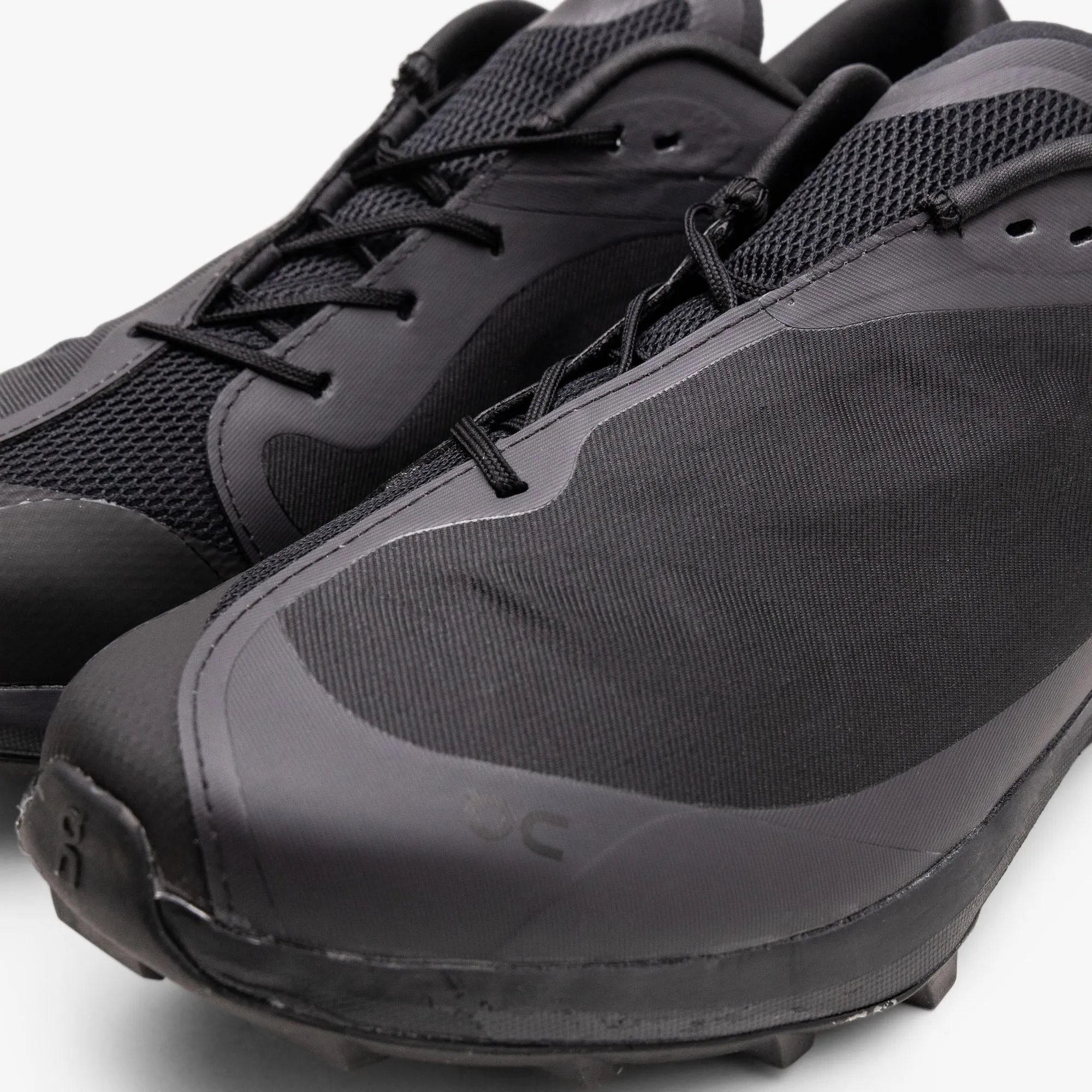 On x PAF Cloudventure Peak All Black