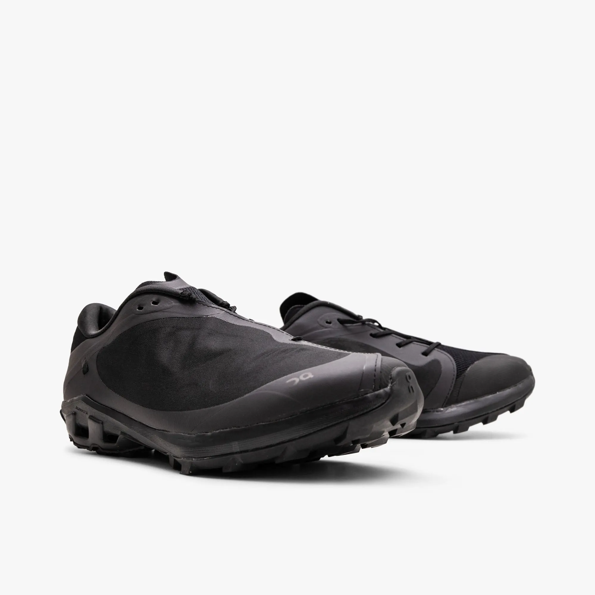 On x PAF Cloudventure Peak All Black