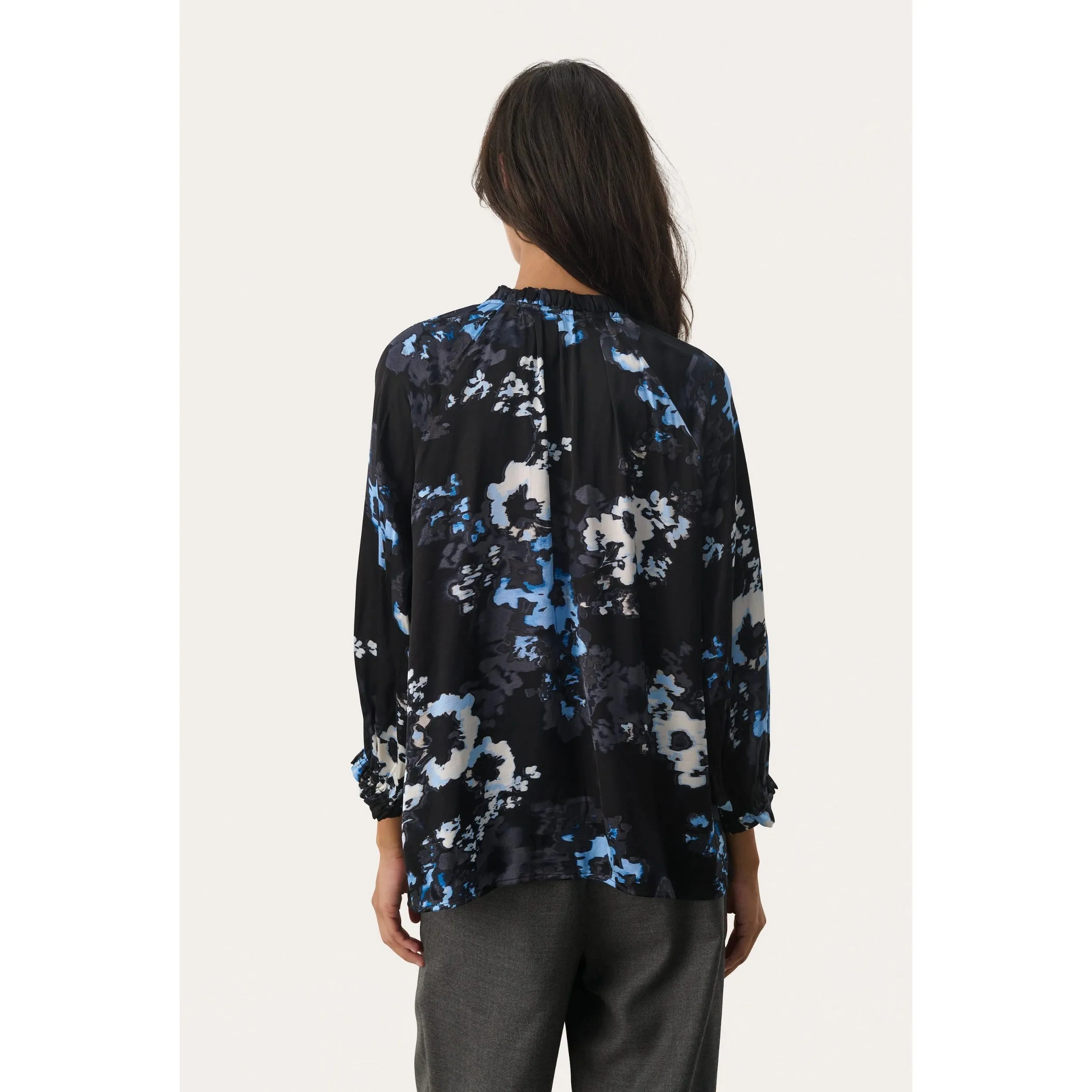 Part Two ElsiaPW Blouse in Dark Navy Blurred Flower 30309300