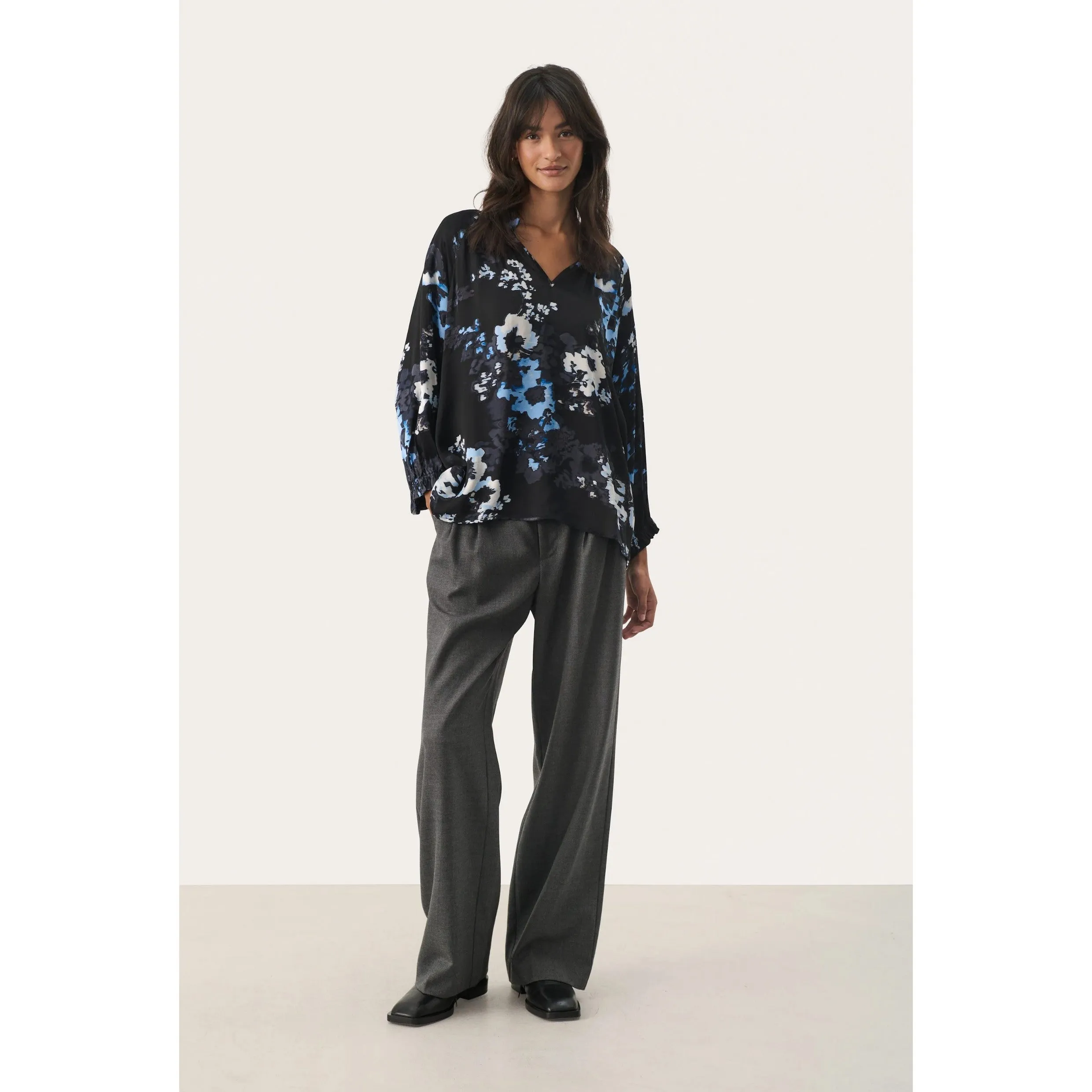 Part Two ElsiaPW Blouse in Dark Navy Blurred Flower 30309300