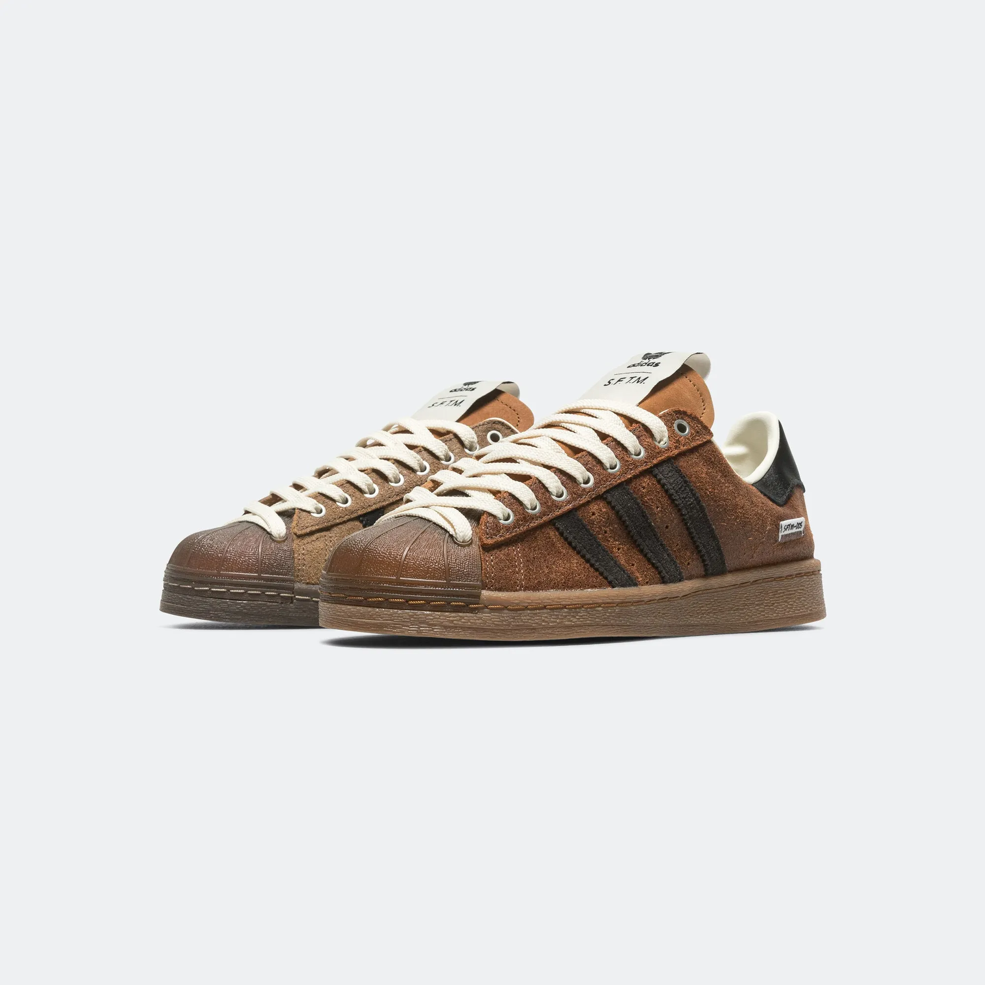 Superstar 82 x SFTM - Toast/Core Black-Cream White