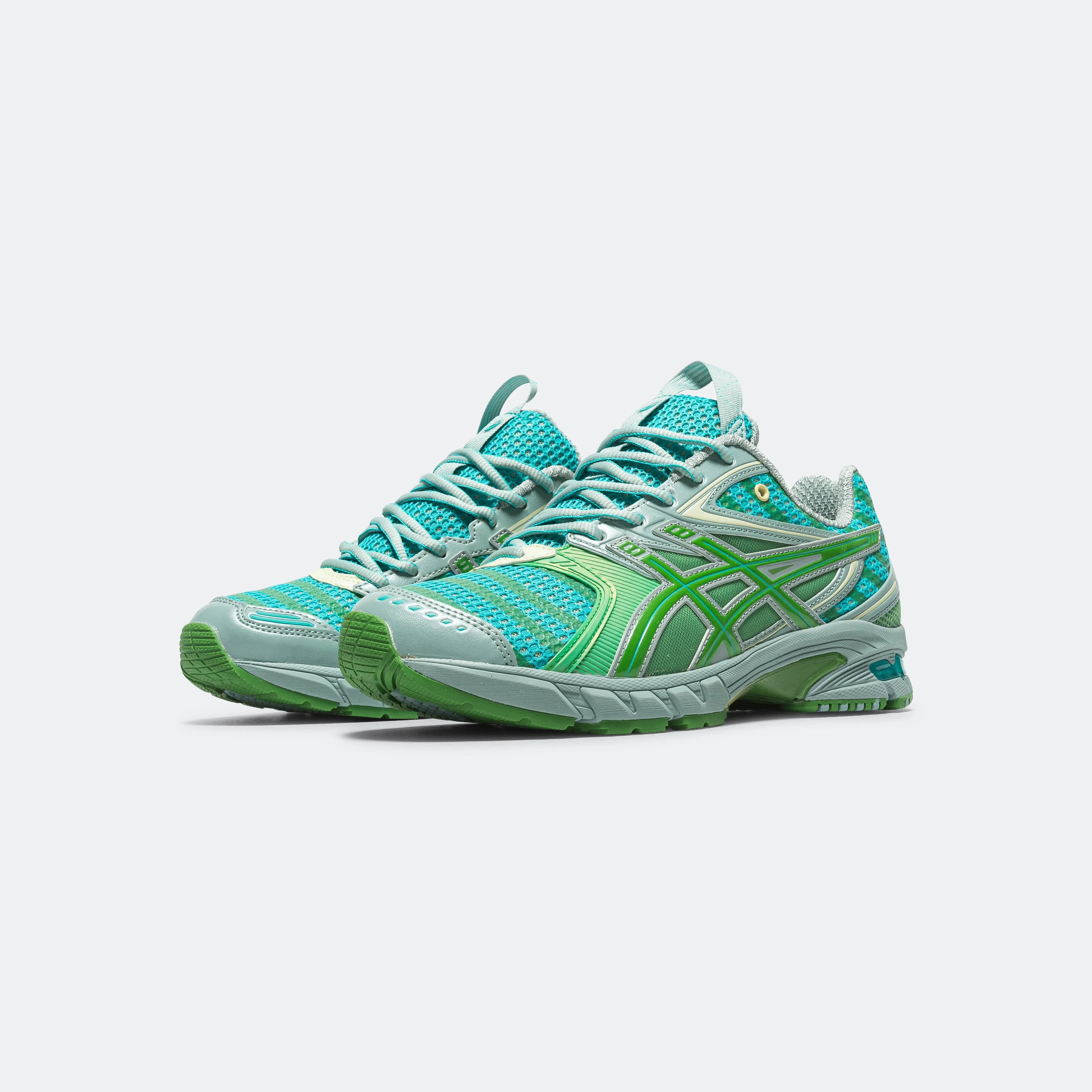 UB9-S GEL-DS Trainer 14 - Waterfall/Lichen Rock