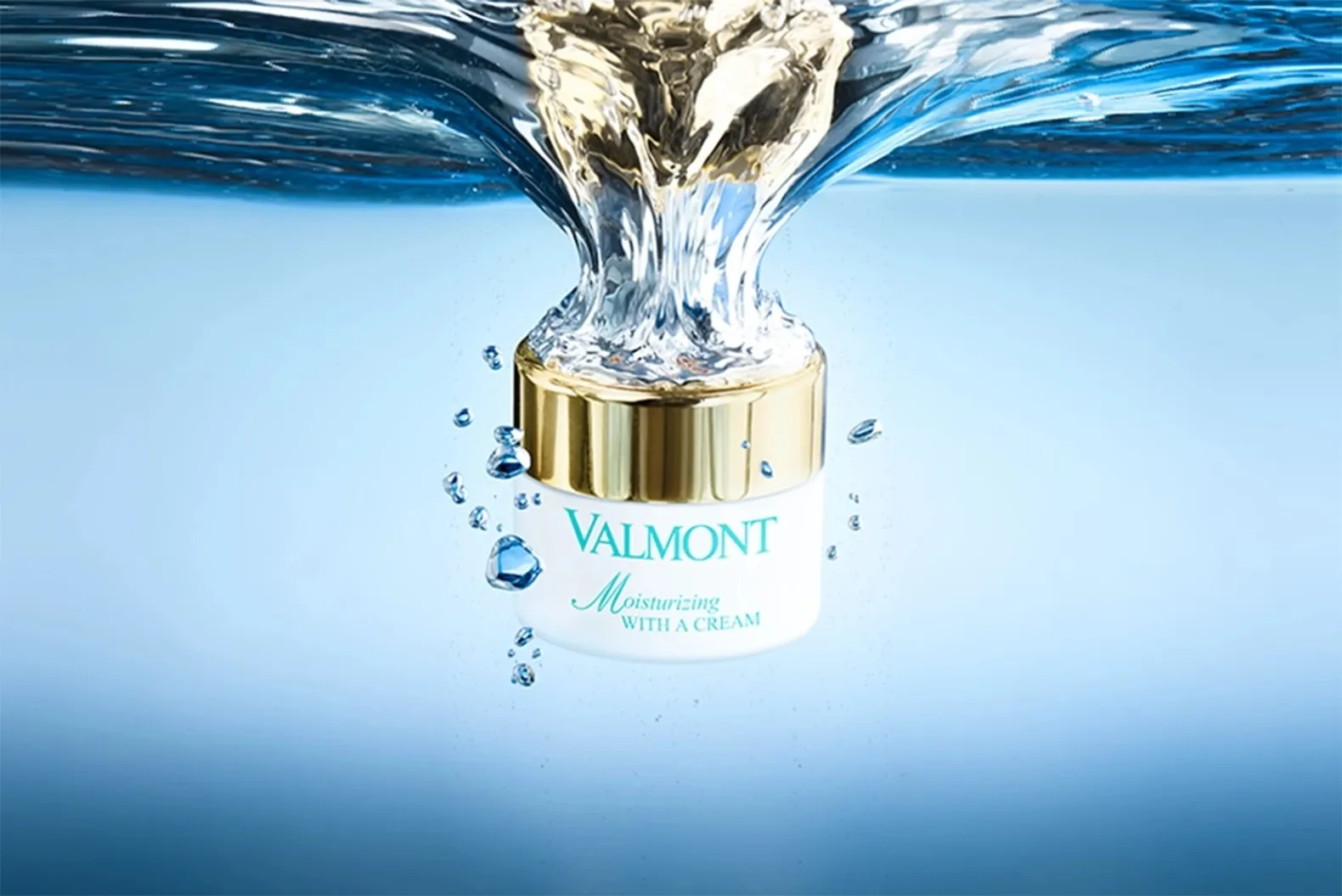 Valmont Moisturizing with a Cream