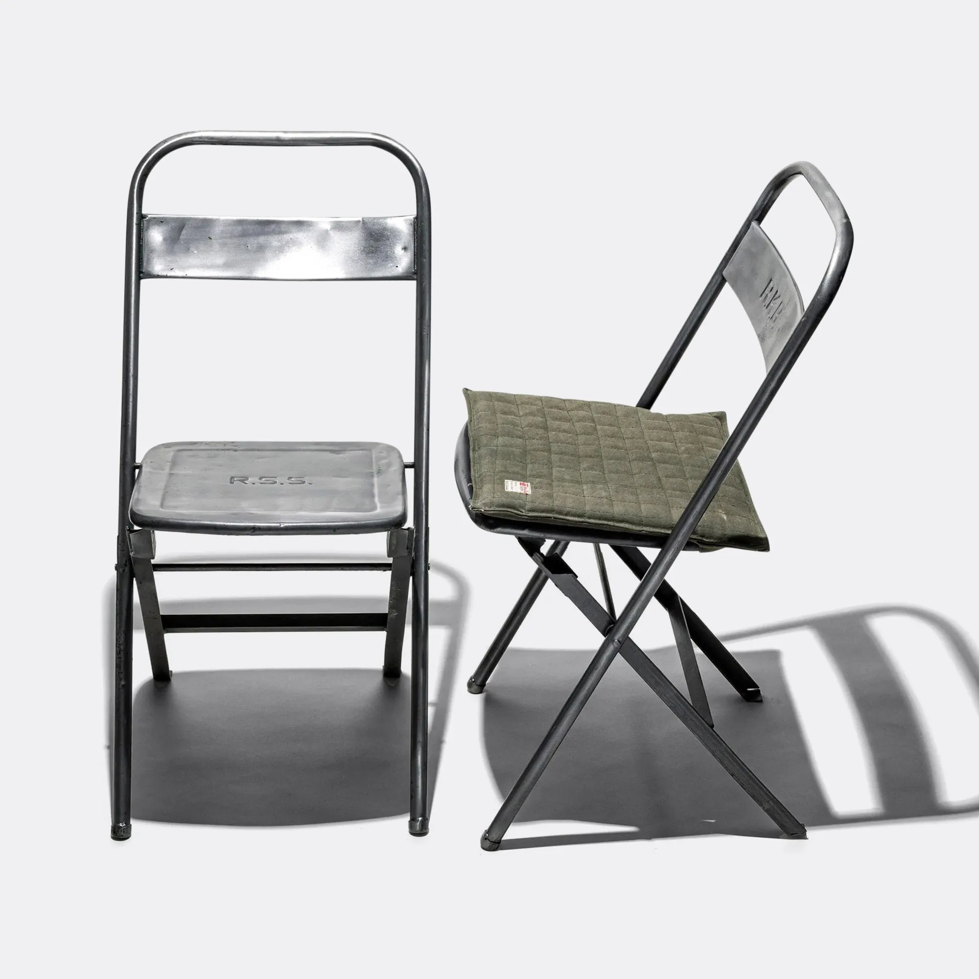 Vintage Steel Folding Chair - Natural